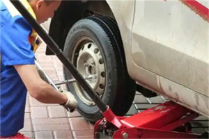 梅列区附近拖车24小时服务热线电话